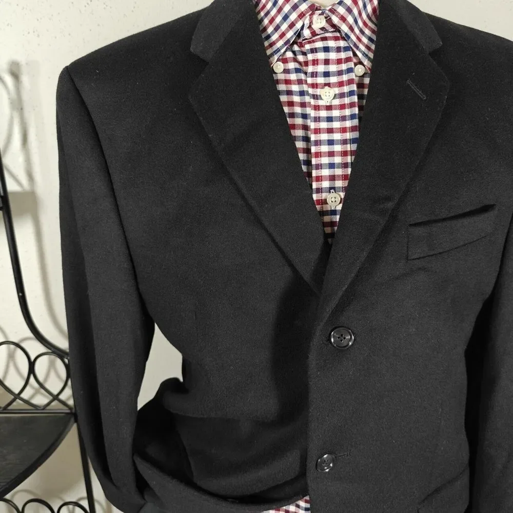 Calvin Klein Men's Sport Coat Blazer Three Button Black Wool Nylon‎ Cashmere 41R